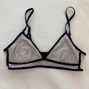 Kenzie bralette size medium used